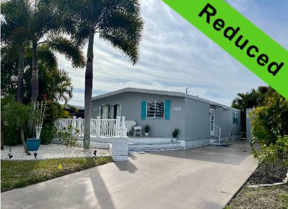 Venice, FL Mobile Home for Sale located at 888 Zacapa Bay Indies